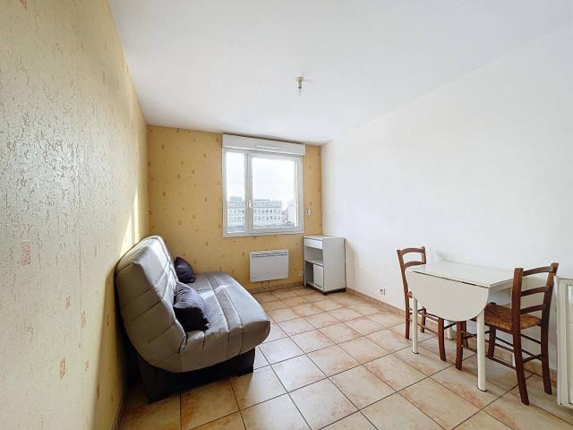 Location appartement 1 pièce 16.01 m² à Bourg en Bresse 01000 CHAMP DE FOIRE 279 € / mois CC