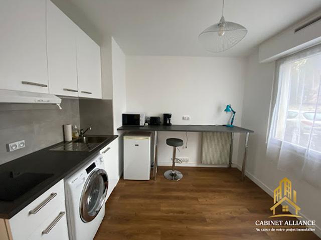 Location Appartement 1 pièce 16.4 m2 Melun