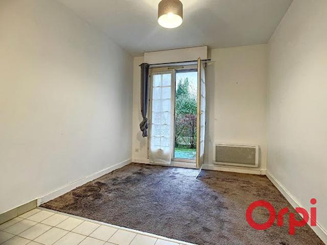 Location Appartement 1 pièce 16.69 m2 Chatenay malabry