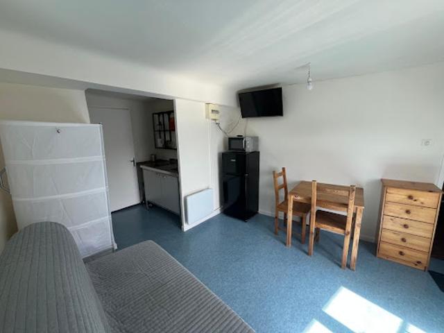 Location Appartement 1 pièce 16.76 m2 Riez