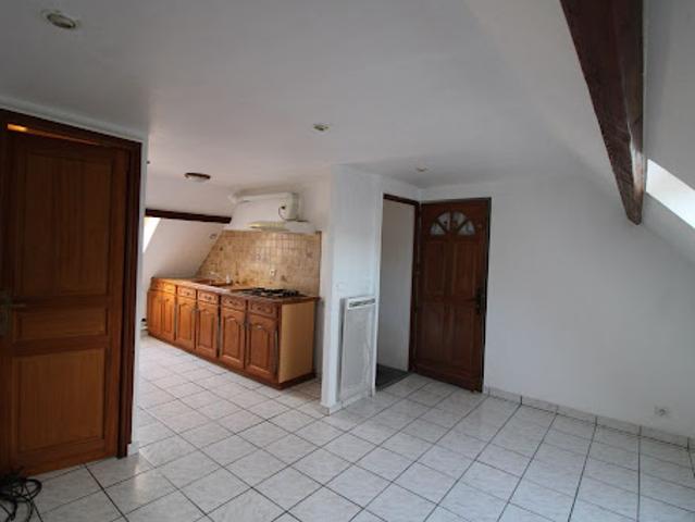 Location Appartement 1 pièce 16 m2 Chailly en Bière