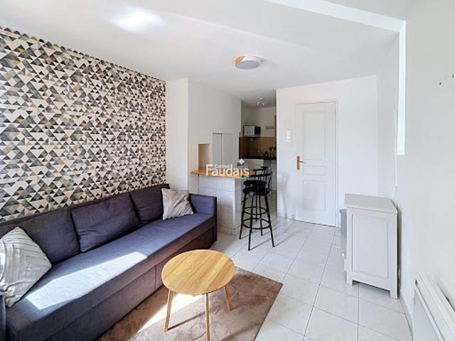 Location Appartement 1 pièce 16.9 m2 Coutances