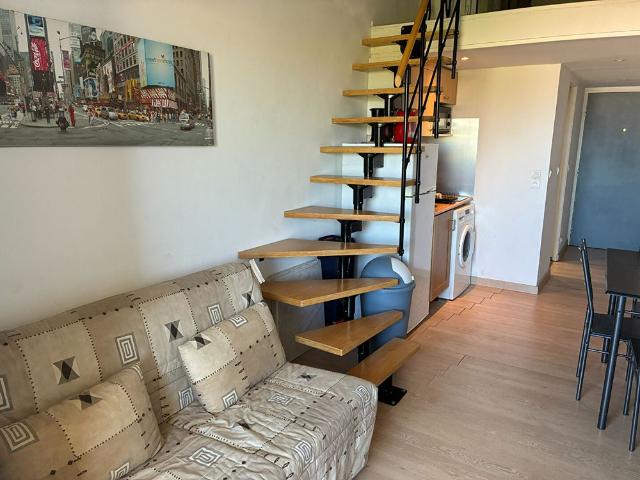 Location Appartement 1 pièce 16m²