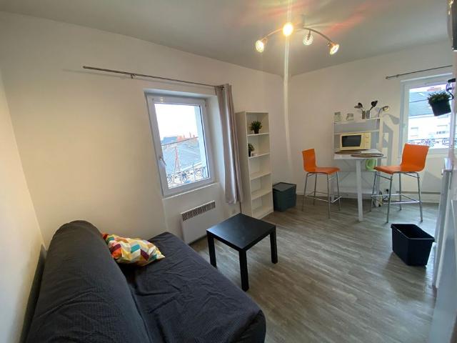 Location Appartement 1 pièce 16m²