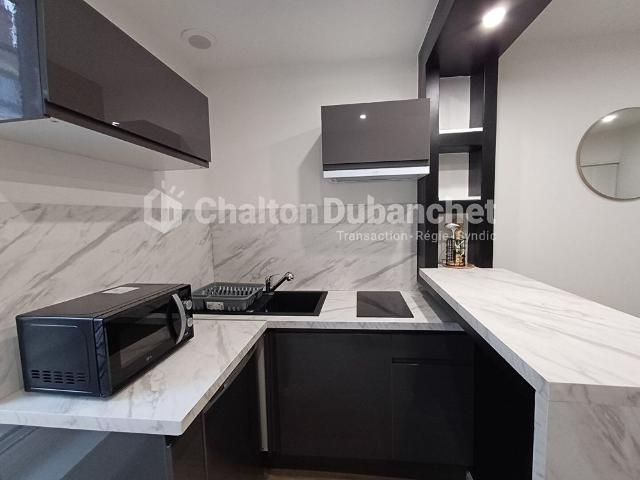 Location Appartement 1 pièce 16m²