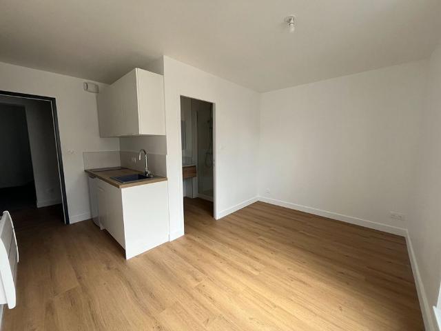 Location Appartement 1 pièce 16m²