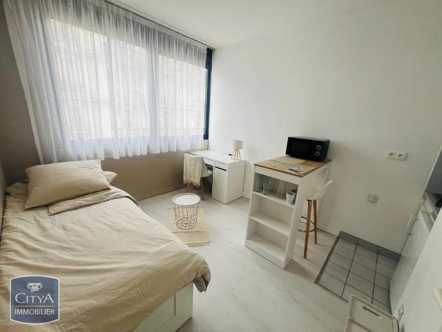 Location Appartement 1 pièce 16m² TOURS 37000