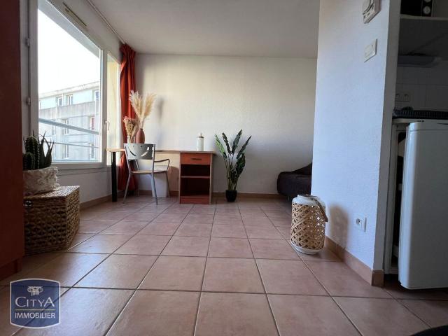Location Appartement 1 pièce 16m² AVIGNON 84000