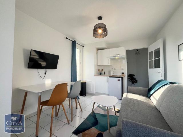 Location Appartement 1 pièce 16m² AVIGNON 84000