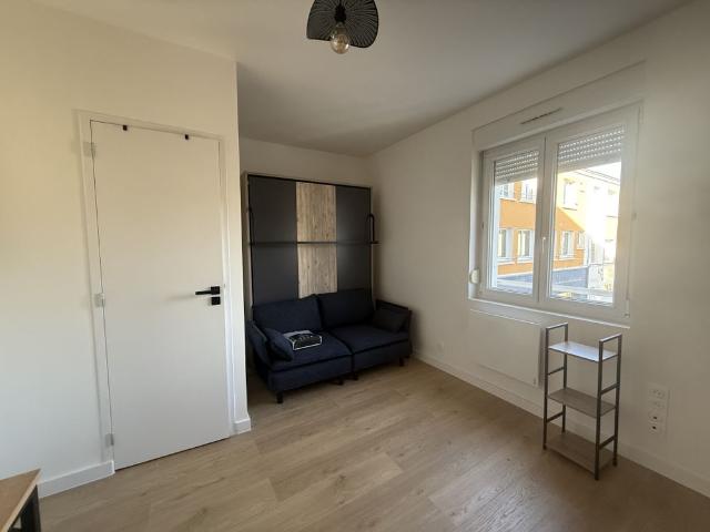 Location Appartement 1 pièce 16m² LE MANS 72000
