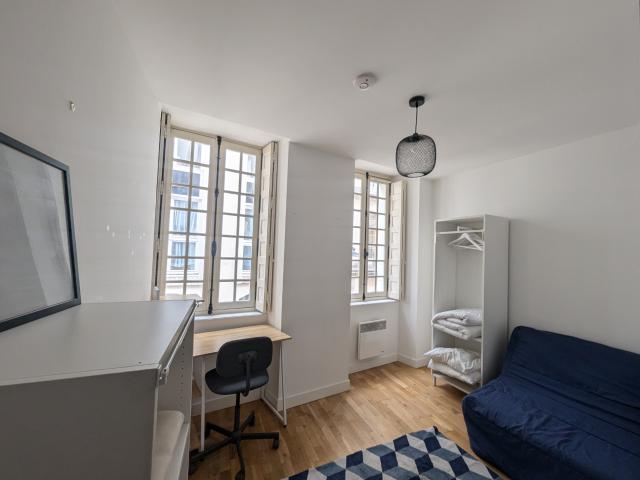 Location Appartement 1 pièce 16m² NANTES 44000