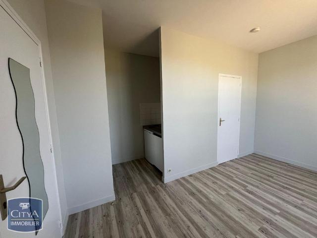 Location Appartement 1 pièce 16m² POITIERS 86000