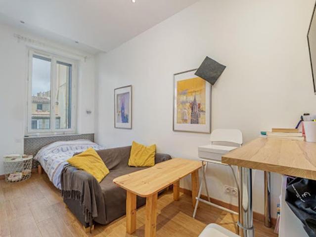 Location Appartement 1 pièce 17 m2 Marseille 1er