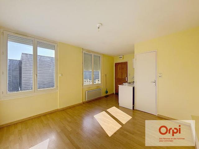 Location Appartement 1 pièce 17 m2 Montluçon