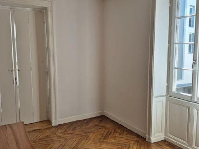 Location Appartement 1 pièce 17 m2 Nantes