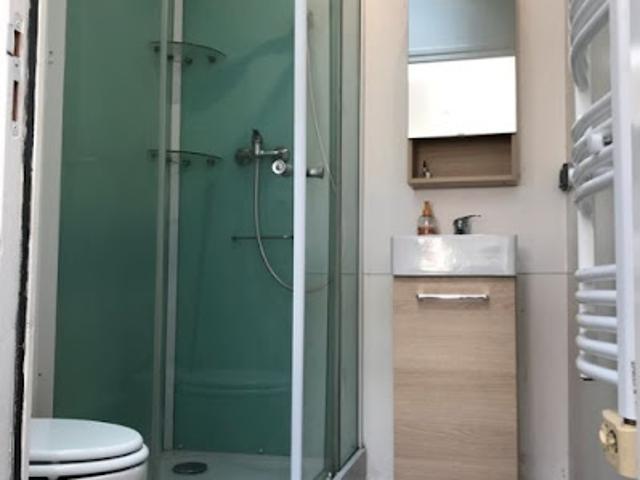 Location Appartement 1 pièce 17 m2 Nanterre