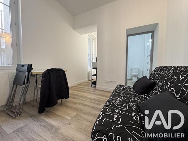 Location Appartement 1 pièce 17 m2 Nimes