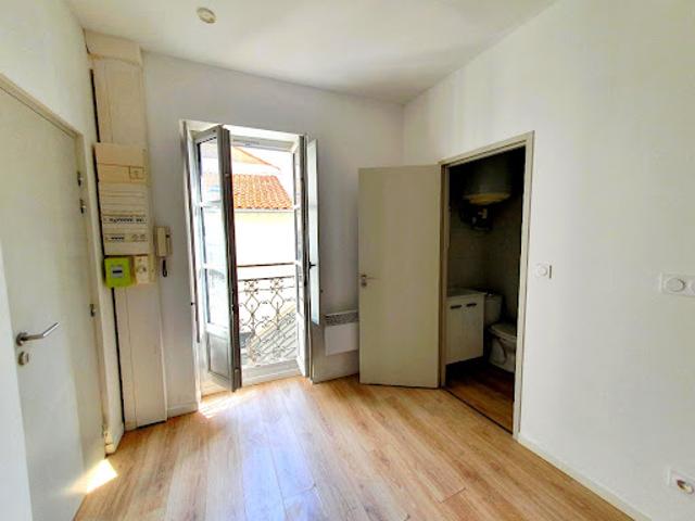 Location Appartement 1 pièce 17 m2 Beziers