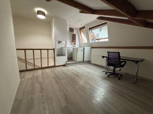 Location Appartement 1 pièce 17 m2 Bougival