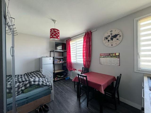 Location Appartement 1 pièce 17 m2 Chailly en Bière