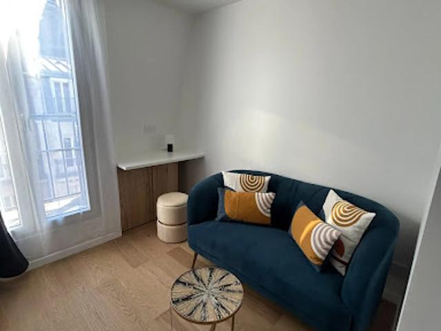 Location Appartement 1 pièce 17 m2 Paris 17ème