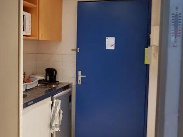 Location Appartement 1 pièce 17 m2 Reims