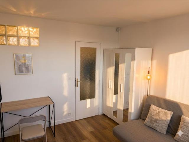 Location Appartement 1 pièce 17 m2 Rosny sous Bois