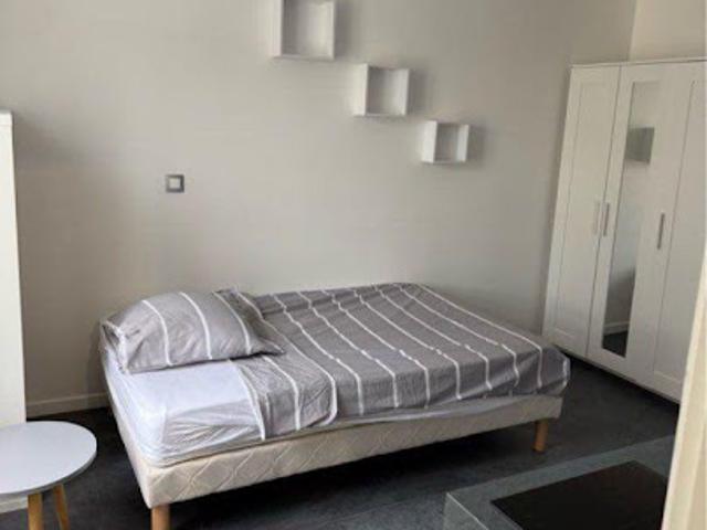 Location Appartement 1 pièce 17 m2 Vincennes