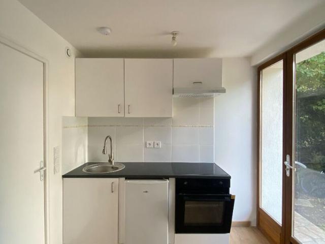 Location appartement 1 pièce, 17.16m², Montgeron