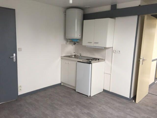 Location Appartement 1 pièce 17.2 m2 Compiegne