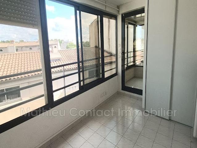 Location Appartement 1 pièce 17.2 m2 Nimes