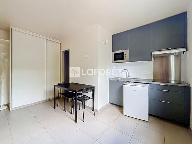 Location Appartement 1 pièce 17.3 m2 Choisy le Roi