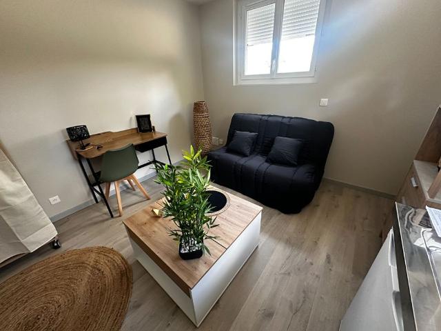 Location appartement 1 pièce, 17.50m², Le Sequestre