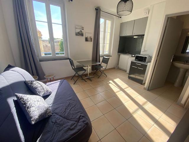 Location appartement 1 pièce, 17.64m², Narbonne