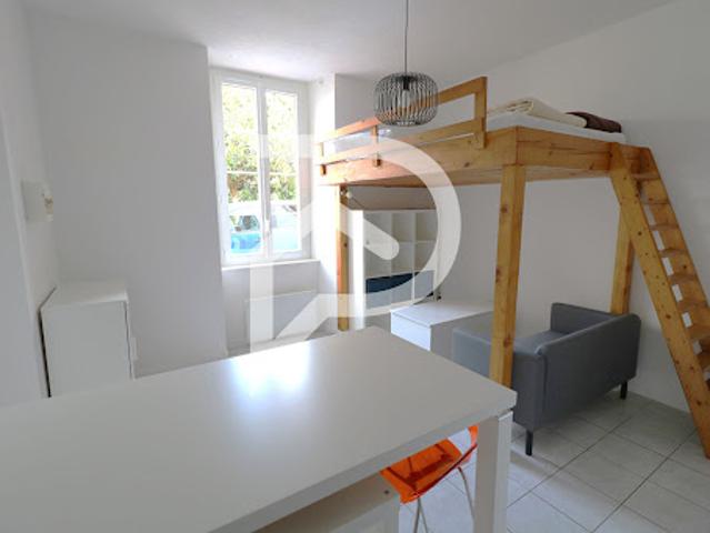 Location Appartement 1 pièce 17.66 m2 Tarbes
