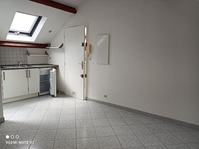 Location Appartement 1 pièce 17.86 m2 Palaiseau