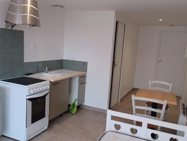 Location Appartement 1 pièce 17m²