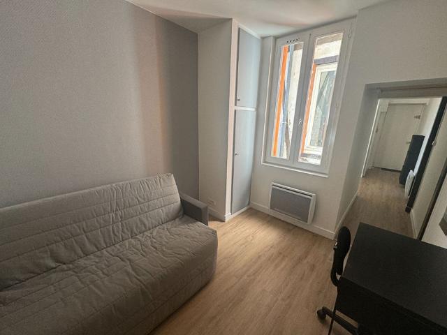 Location Appartement 1 pièce 17m²