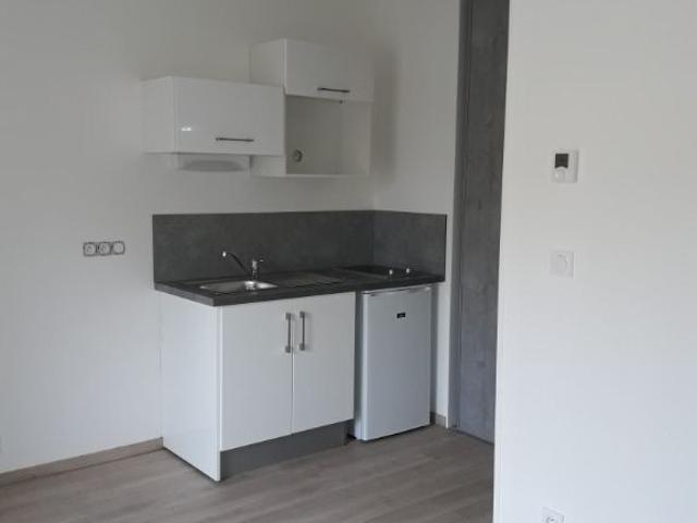 Location Appartement 1 pièce 17m²