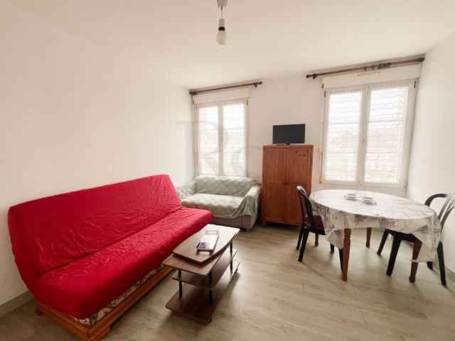Location Appartement 1 pièce 17m²
