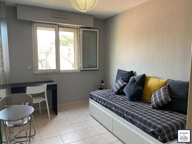 Location Appartement 1 pièce 17m²