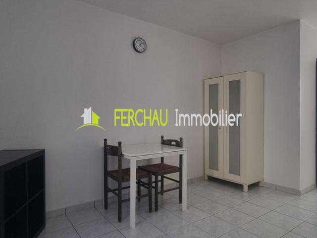 Location Appartement 1 pièce 17m²