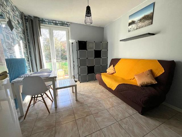 Location Appartement 1 pièce 17m²