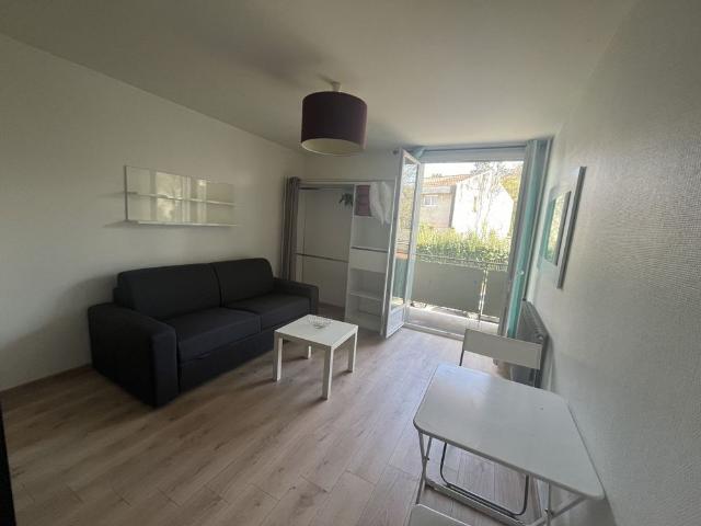 Location Appartement 1 pièce 17m²