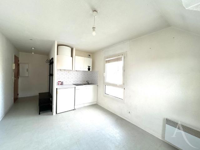 Location Appartement 1 pièce 17m²