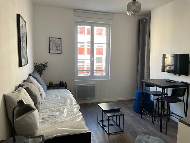 Location Appartement 1 pièce 17m²