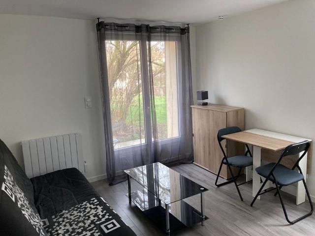 Location Appartement 1 pièce 17m²