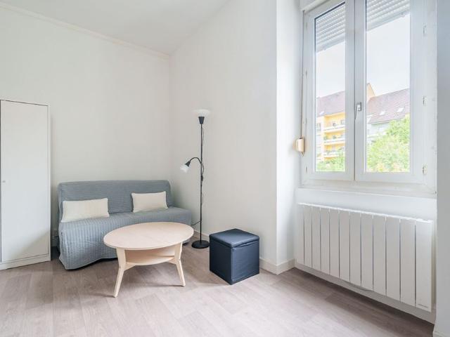 Location Appartement 1 pièce 17m²