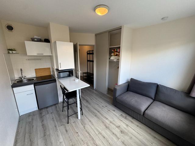 Location Appartement 1 pièce 17m² TOURS 37000