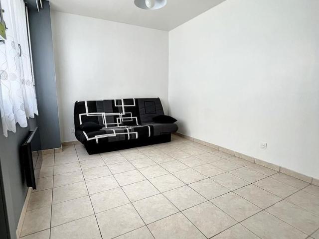 Location Appartement 1 pièce 17m² TROYES 10000